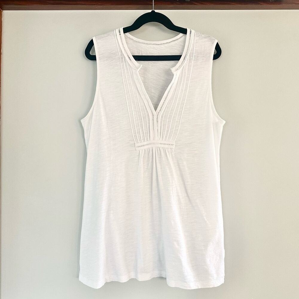 Calvin Klein White Sleeveless Pintuck Top XS